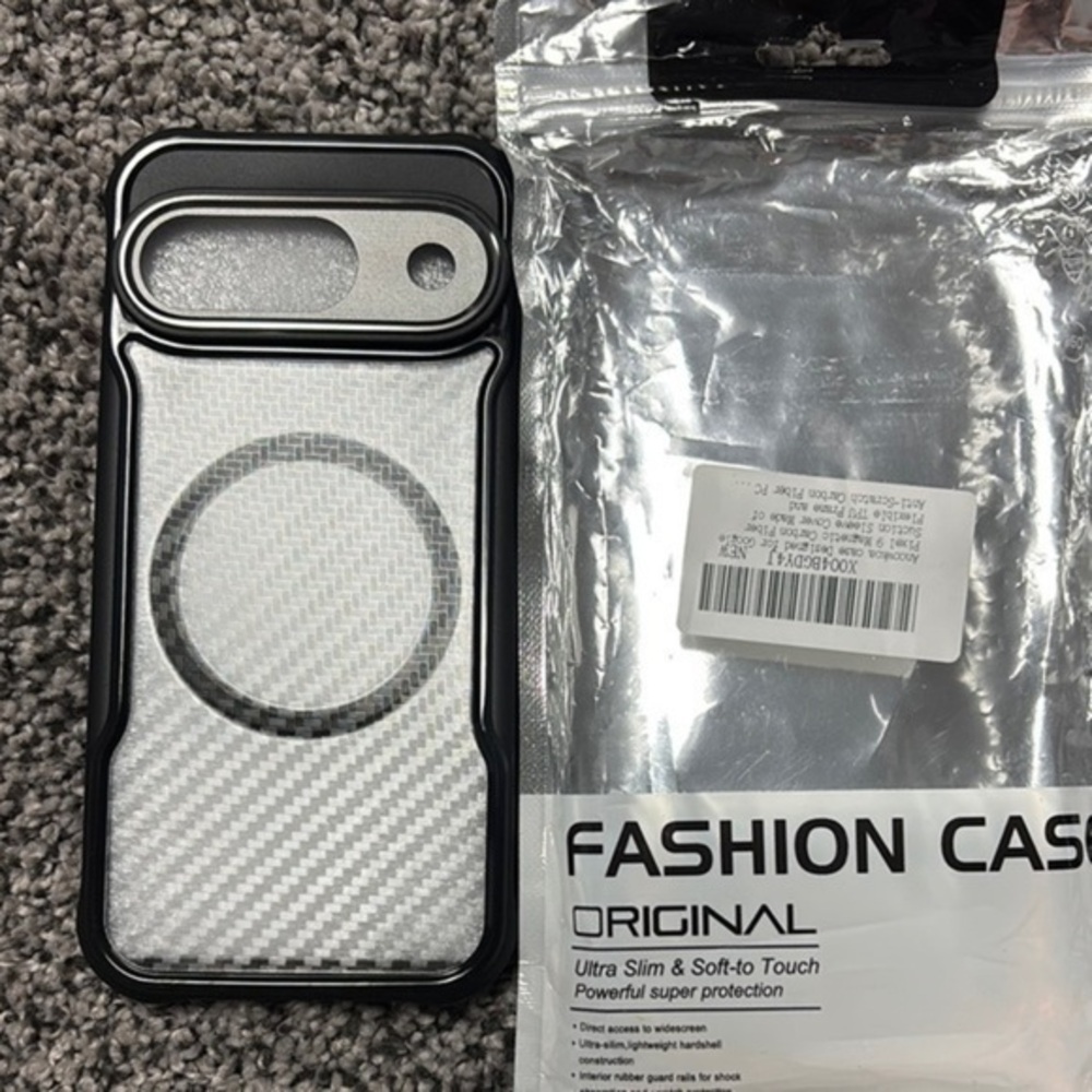 Designed fo Google Pixel 9 Magnetic Carbon Fiber Case Cover Made of Flexible TPU